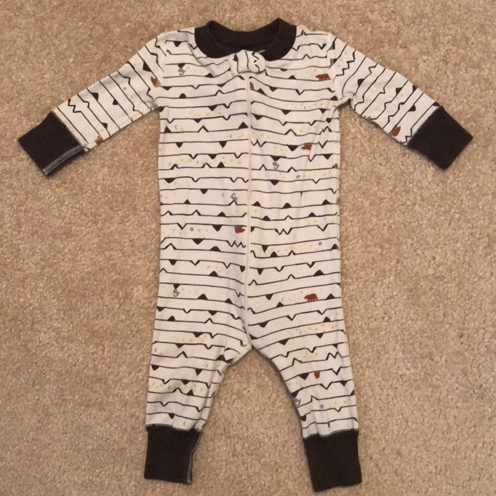 Hanna Andersson sleeper size 60